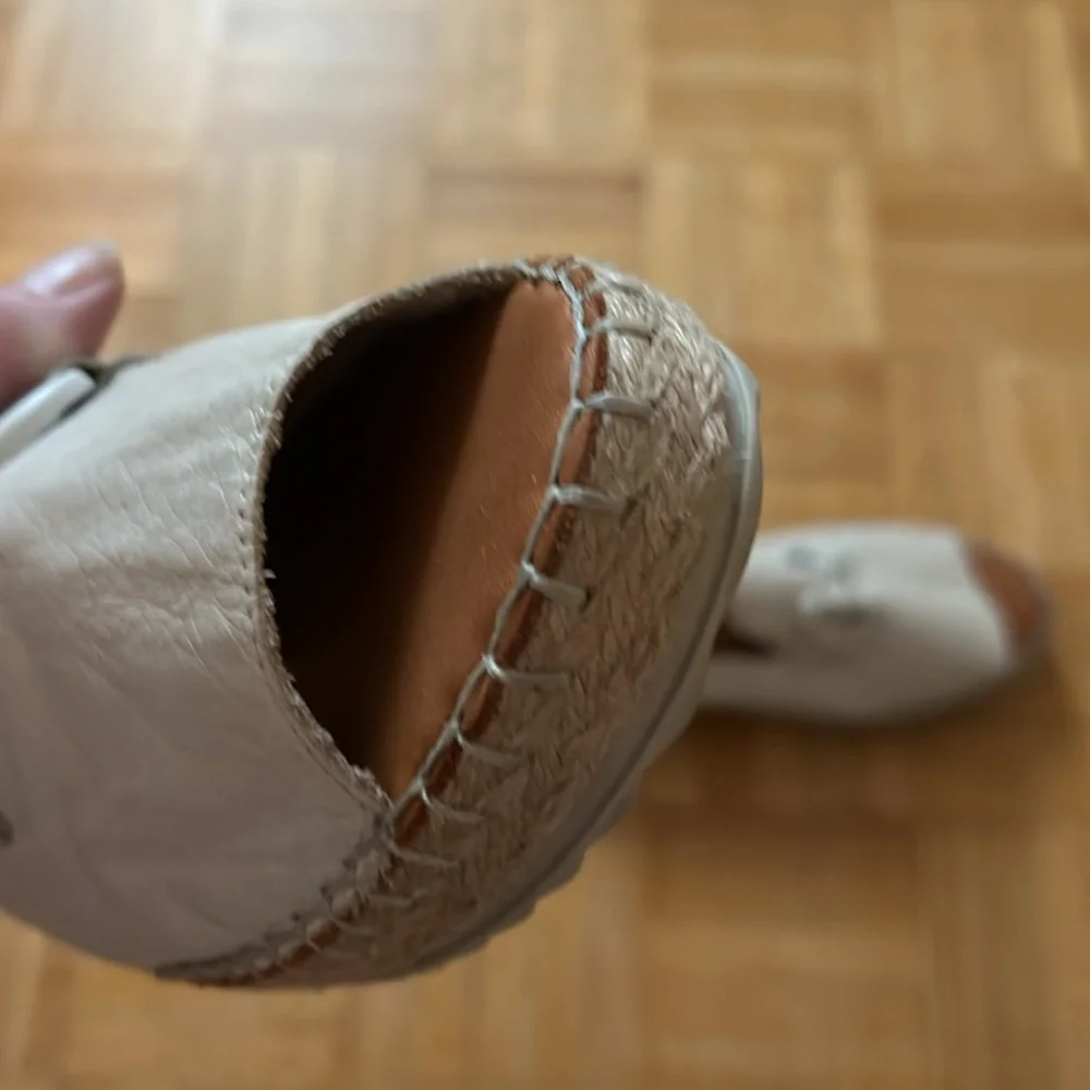 Tyche - Picture 6 of 12